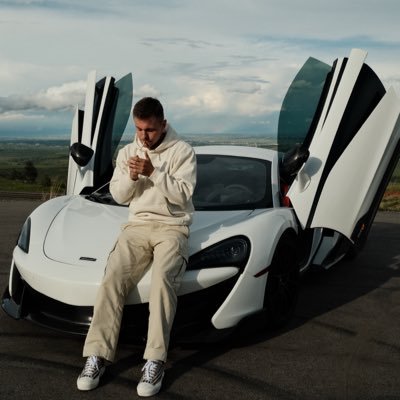 Logan Laj avatar